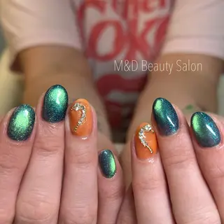 ネイル M&D Beauty Salon 銀座店所属・M&D銀座 AYAのネイルデザイン