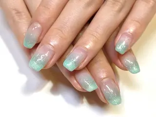ネイル Nail Salon CHROE所属・西川 綾乃のネイルデザイン