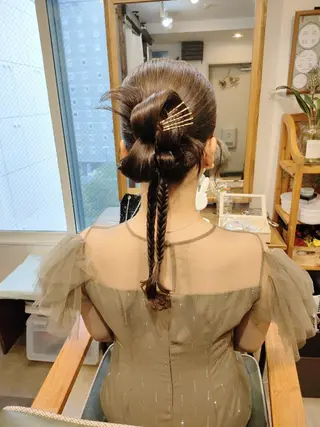 ヘアアレンジ HempBeauty 浅野アサミのヘアスタイル