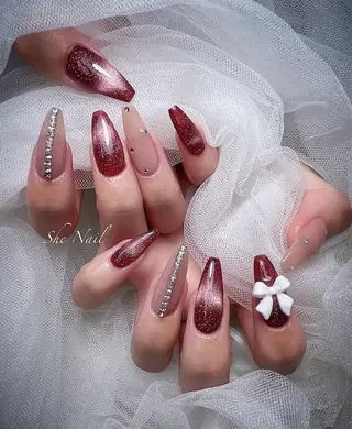 ネイル She   Nail所属・ISA_ BELLAのネイルデザイン