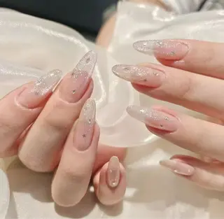 ネイル 相沢 さやかのネイルデザイン