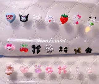 ネイル Jewels nail lily 白楽所属・ネイルサロン Jewels Mのネイルデザイン