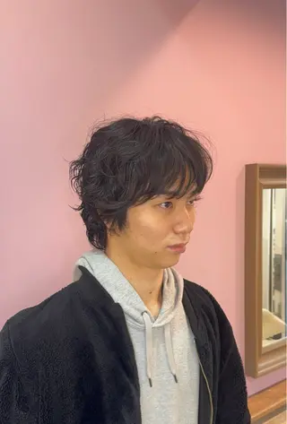 メンズ タツキ／レイヤー／ パーマ／艶カラーのヘアスタイル