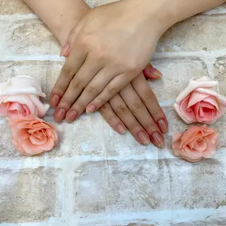 ネイル Can I Dressy  溝ノ口店所属・F. Neneのネイルデザイン