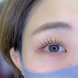 マツエク・マツパ SALON VILLAGE所属・梅津/cherien 渋谷・明治神宮前のマツエク・マツパデザイン