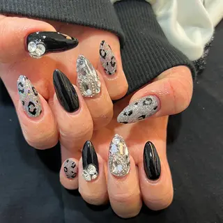 ネイル 河野 弥月のネイルデザイン