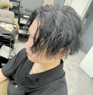 ショート カラー メンズ ルプラボウ りく/艶カラーのヘアスタイル