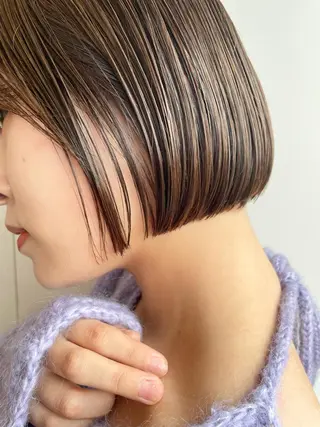 ミディアム 🌊トガシカイト /ショート白髪ぼかしのヘアスタイル