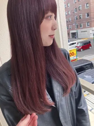 ロング roka ノゾミのヘアスタイル