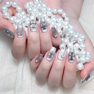 ネイル M🌷nail 長さだし専門店のネイルデザイン