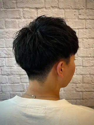 メンズ 岡林 咲良のヘアスタイル
