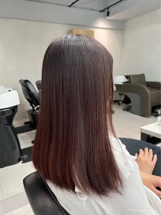 ロング カラー 小森聖奈 韓国風レイヤーカットのヘアスタイル