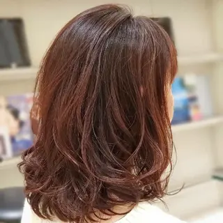 ミディアム カラー 岡本 尚樹のヘアスタイル