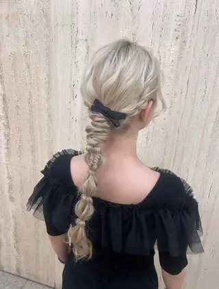 ロング ヘアアレンジ ショコラ梅田所属・ひなた 🌟*.+ﾟのヘアスタイル