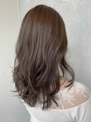 セミロング カラー ヘアアレンジ 【艶髪×韓国風】 毛流れ職人 RYOのヘアスタイル