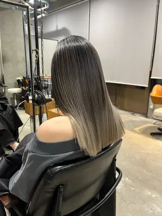 ロング カラー ハイトーン/美髪矯正 🍃大江拓実のヘアスタイル