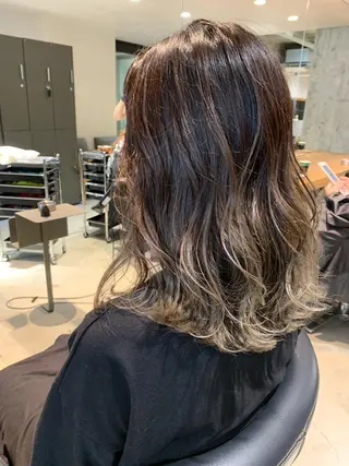 ミディアム カラー 🌈艶髪/髪質改善 新宿itouのヘアスタイル