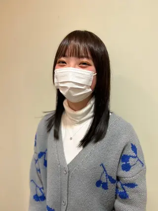 ミディアム AIconic nagoya所属・縮毛矯正/ レイヤー/ミディアムのヘアスタイル