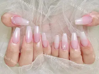 ネイル Queenie 🦋のネイルデザイン