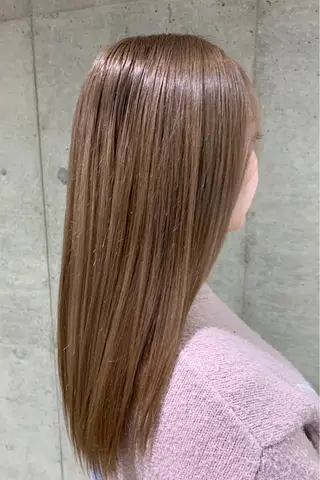 セミロング カラー ハイライトが 得意なニキです😊のヘアスタイル