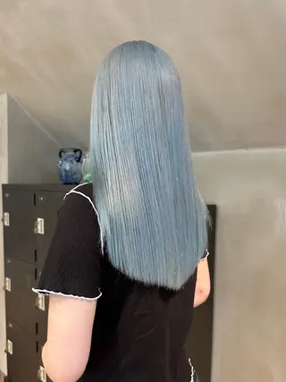 ロング mei🪽 カラーモデルのヘアスタイル