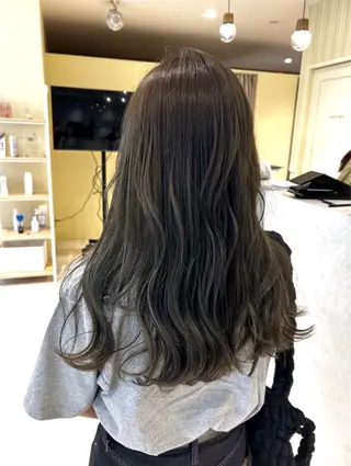 カラー 野村 ゆいのヘアスタイル