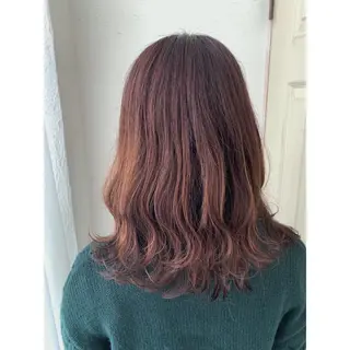 セミロング カラー fio マナミのヘアスタイル