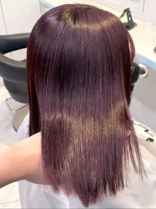 セミロング 🩵透明感カラー× 縮毛ボブ🩵のヘアスタイル