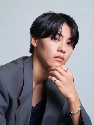 ミディアム カラー パーマ メンズ メンズパーマ特化 🔥韓国ヘア職人🔥のヘアスタイル