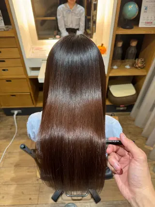 セミロング afloatkobe所属・美髪/髪質改善 川口凌弥のヘアスタイル