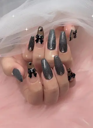 ネイル PEEKABOO 心斎橋のネイルデザイン