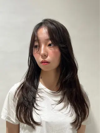 ロング 竹島 綾乃のヘアスタイル