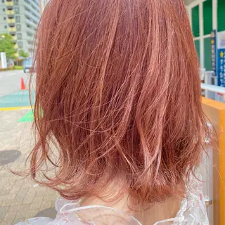 ミディアム カラー 林 美佑のヘアスタイル