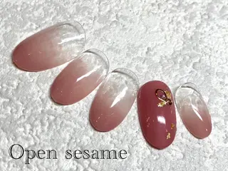 ネイル 遠藤 志乃のネイルデザイン