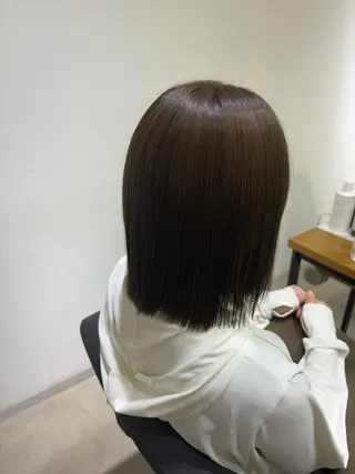 カラー anB アオイのヘアスタイル