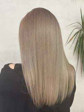 セミロング SALOWIN横浜suite店所属・🌷かわばた めい🌷のヘアスタイル