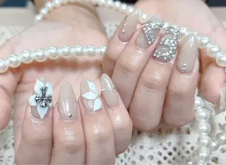 ネイル 小島 阿佑美のネイルデザイン