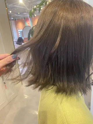 ミディアム 梛木 唯のヘアスタイル