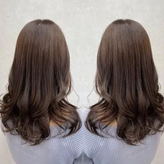 セミロング カラー tocca 💜石田愛結💜のヘアスタイル