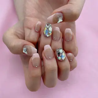 ネイル 五十嵐 美智のネイルデザイン