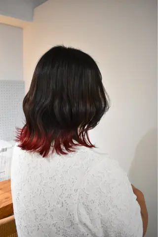 カラー ハセガワ レナのヘアスタイル