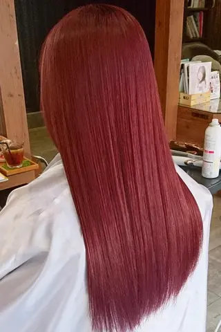 ロング YOCCHI ヘアデザイナーのヘアスタイル