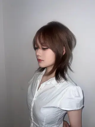 ミディアム AIRA/ブリーチ ‪/透明感カラーのヘアスタイル