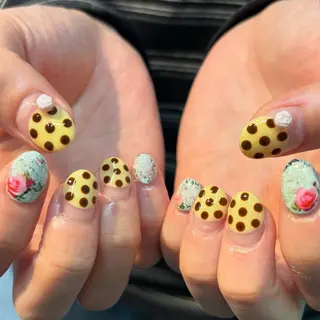 ネイル ニコネイル下北沢店所属・miyu ˚ ༘ ೀのネイルデザイン