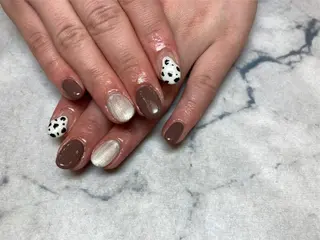 ネイル ネイルリボン 受付スタッフのネイルデザイン