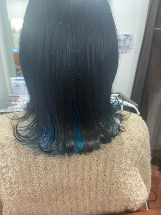 カラー ヘアアレンジ 瀧下 唯のヘアスタイル