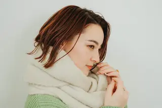 ショート カラー 田中 梨緒のヘアスタイル