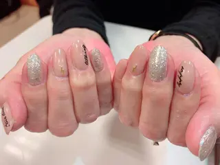 ネイル ﾌｨﾙｲﾝ専門ﾈｲﾙｻﾛﾝ彩 博多駅前店所属・ネイルサロン 彩 irodoriのネイルデザイン