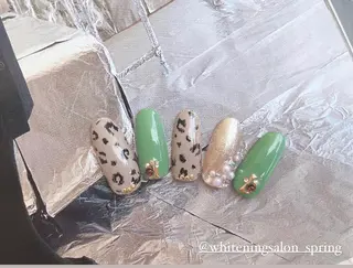 ネイル Nakao Hitomiのネイルデザイン