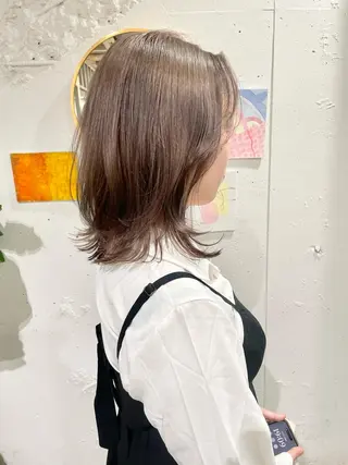 ミディアム 大角  実希のヘアスタイル